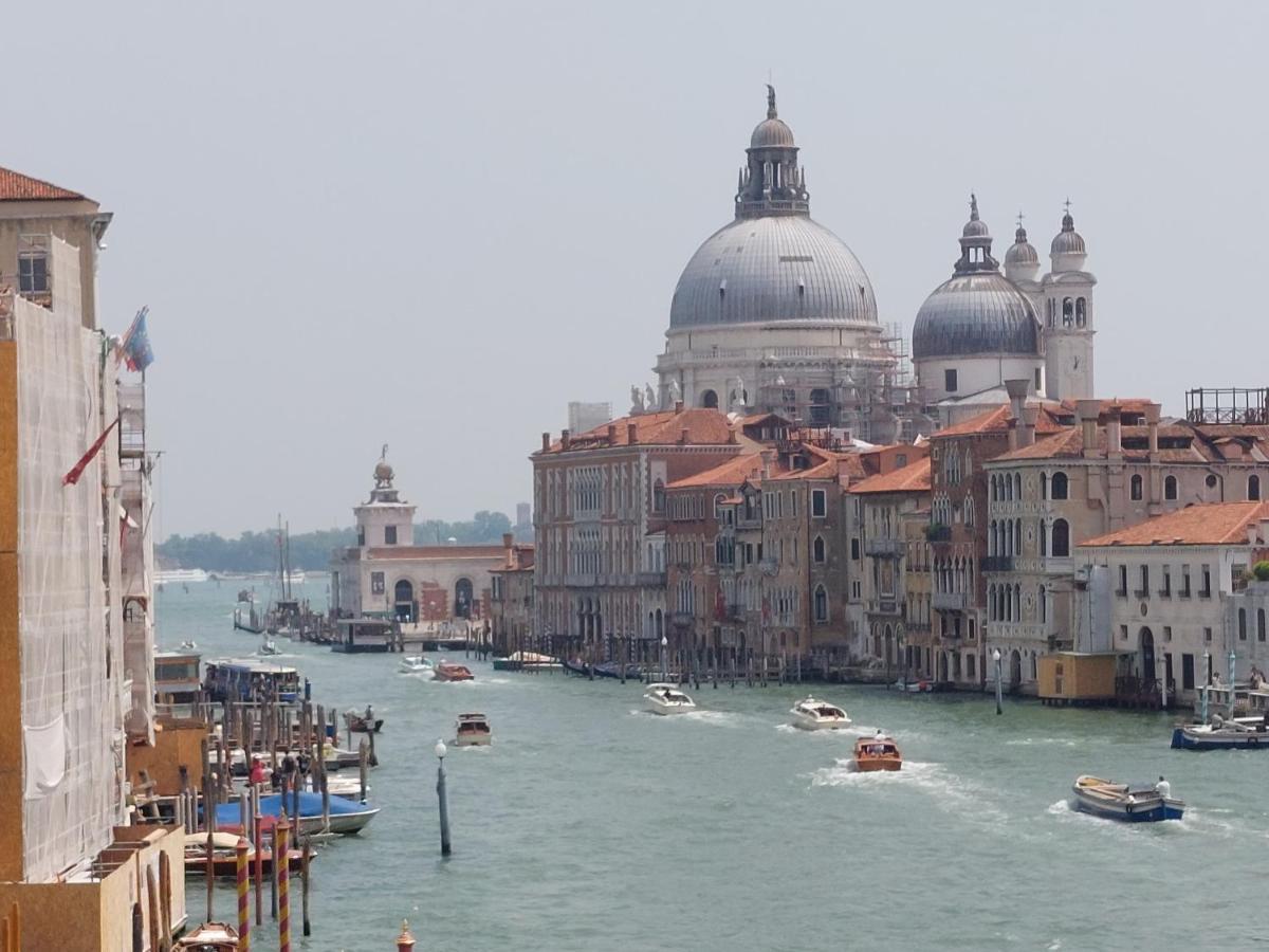 Appartamenti Ca'Giustinian Veneţia Exterior foto